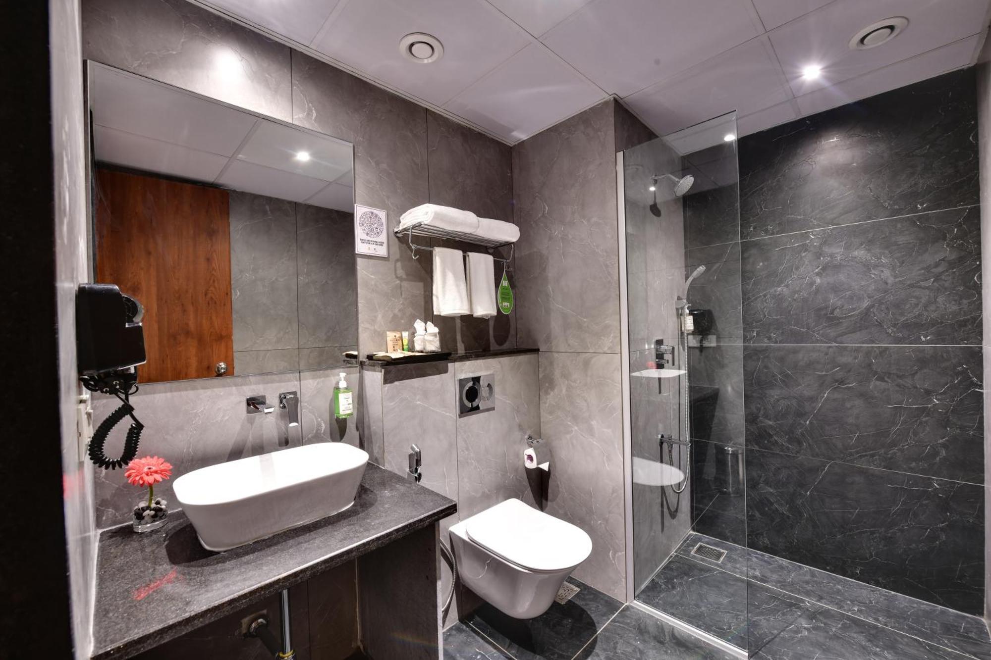Dod Jala Click Hotel Vista-International Airport מראה חיצוני תמונה