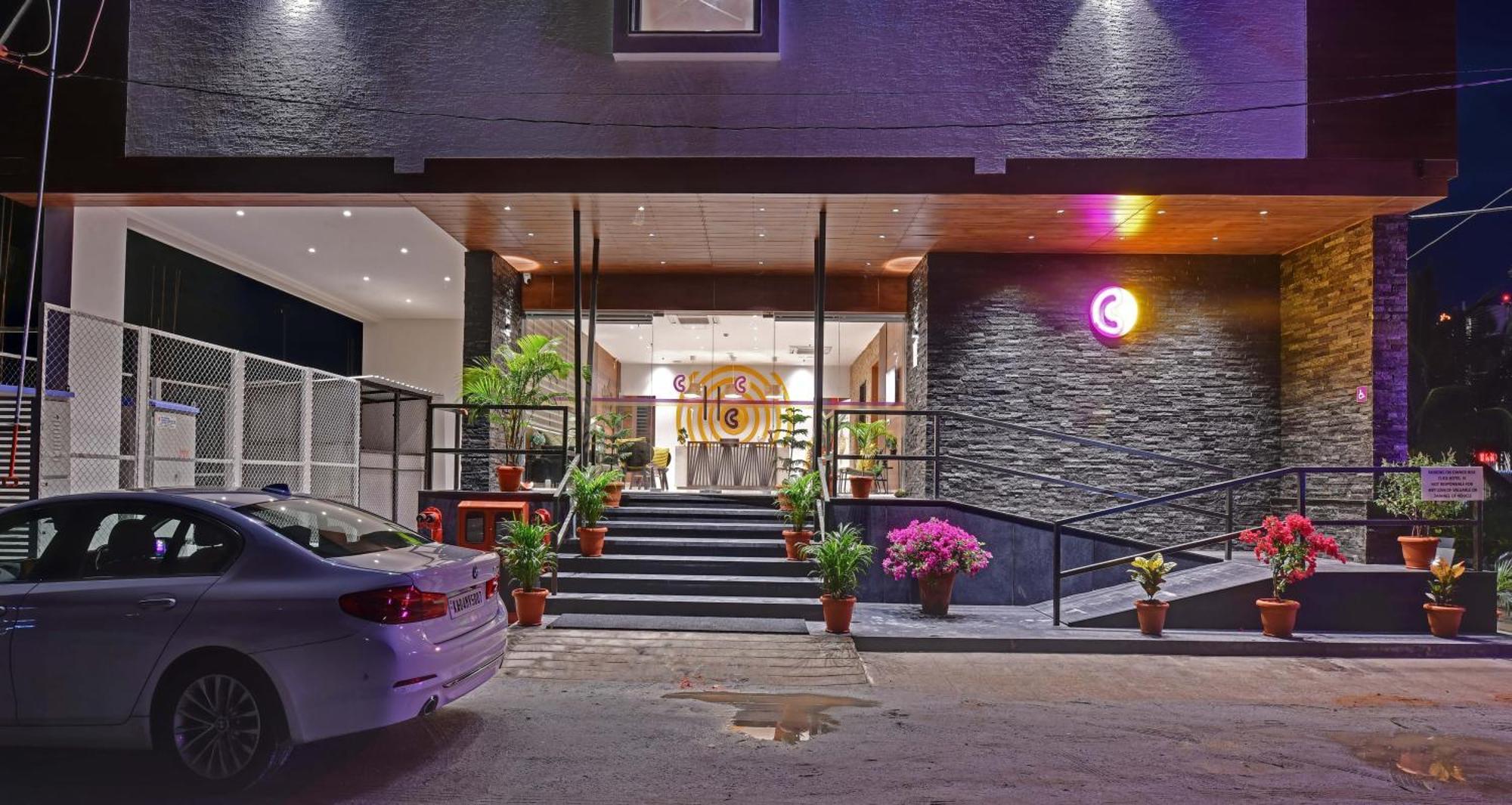 Dod Jala Click Hotel Vista-International Airport מראה חיצוני תמונה